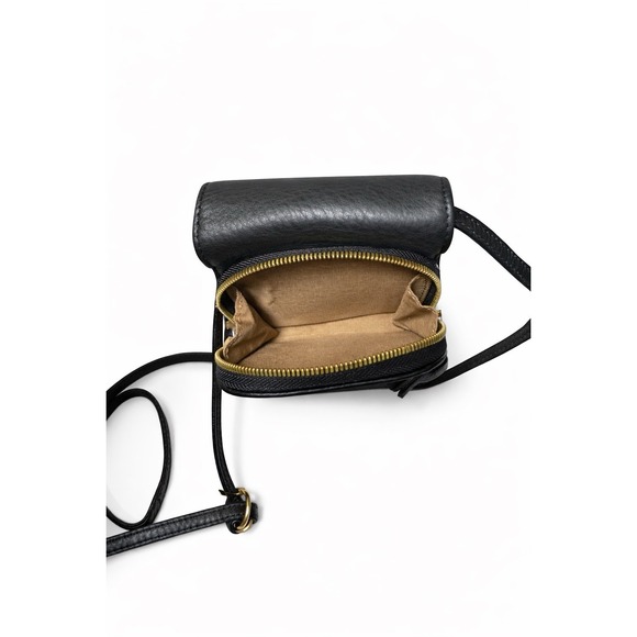 HOBO Fern Wallet Crossbody Black Pebbled Leather NWT Magnetic Zip Organizer - Picture 5 of 9